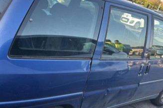 Poignee porte laterale gauche PEUGEOT 806