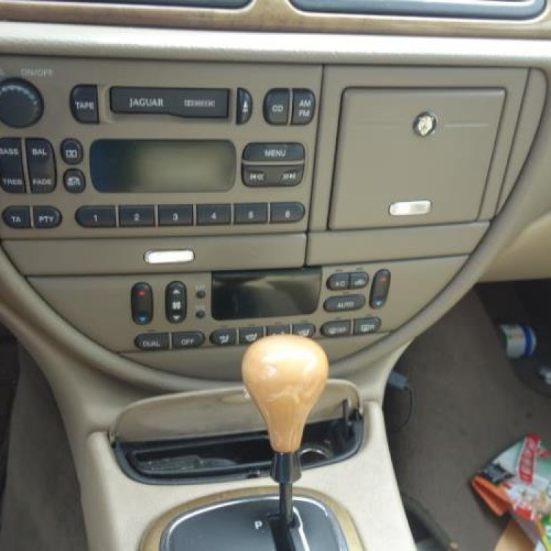 Porte avant droit JAGUAR S-TYPE Photo n°9