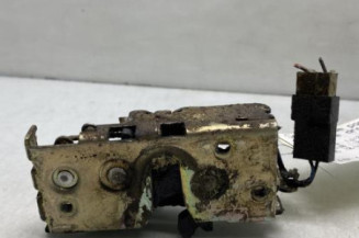 Serrure de porte laterale droite MERCEDES VITO 638 Photo n°1