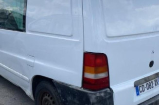 Serrure de porte laterale droite MERCEDES VITO 638