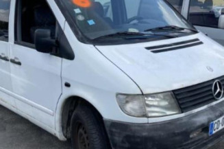 Serrure de porte laterale droite MERCEDES VITO 638