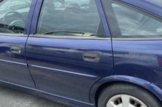 Retroviseur gauche OPEL VECTRA B