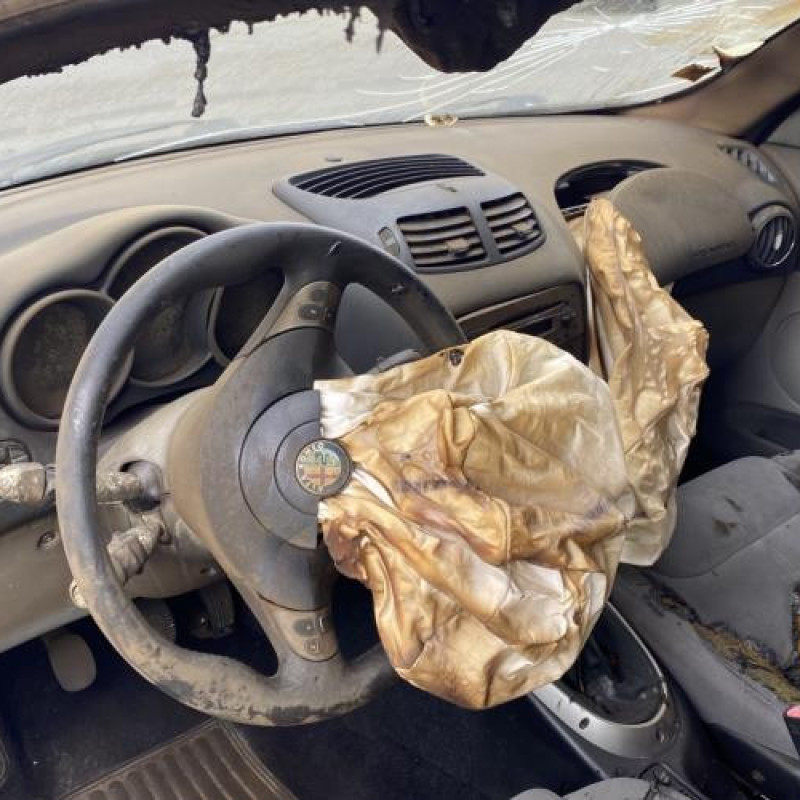 Retroviseur gauche ALFA ROMEO GT Photo n°17