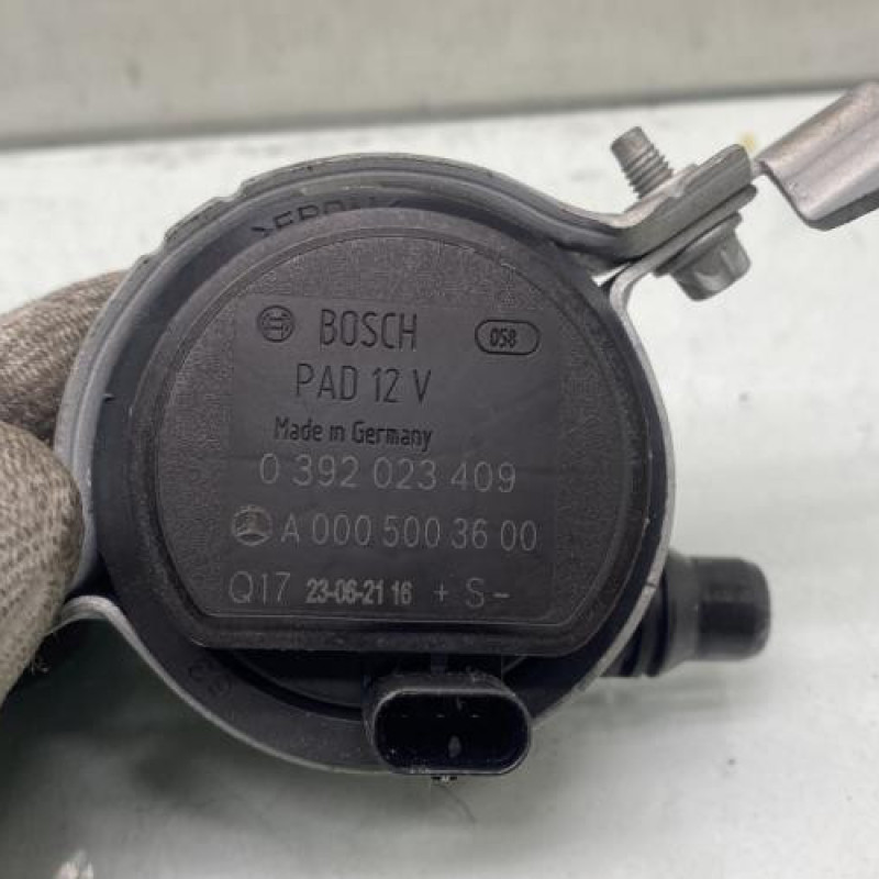 Pompe à eau MERCEDES CLASSE B 247 Photo n°3