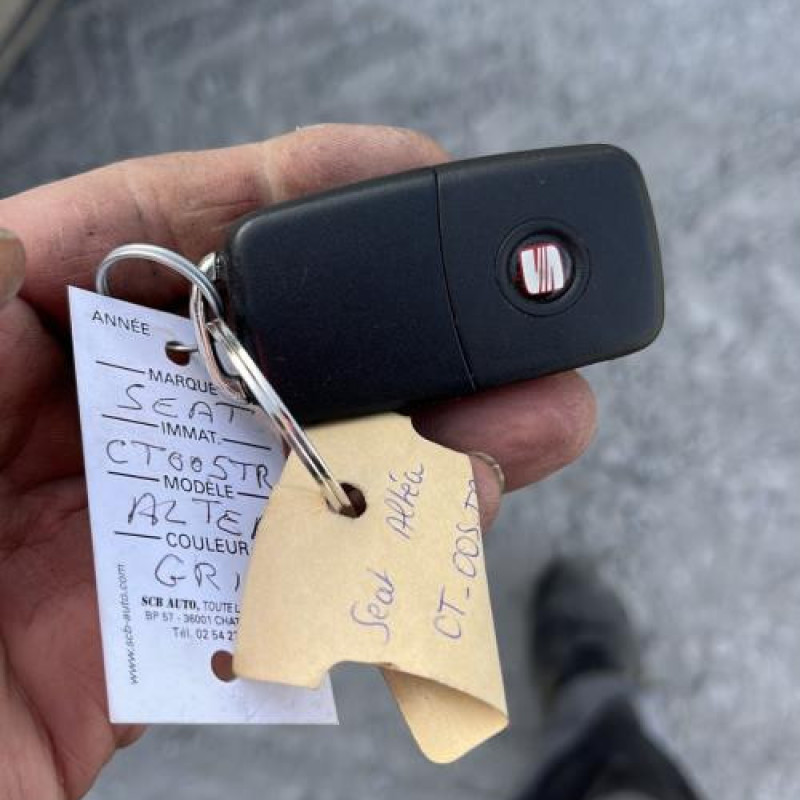 Retroviseur gauche SEAT ALTEA Photo n°16