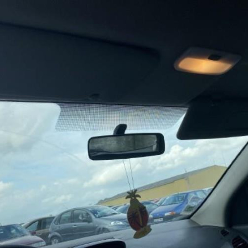 Porte fusible RENAULT MEGANE 3 Photo n°13