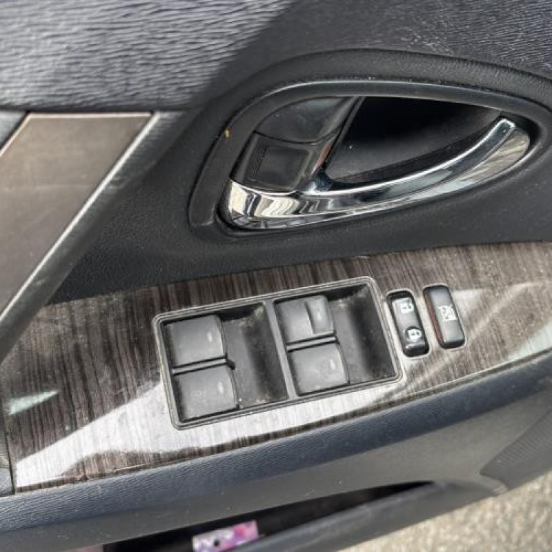 Retroviseur gauche TOYOTA AVENSIS 3 Photo n°17