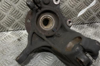 Pivot de moyeu avant droit PEUGEOT 208 1