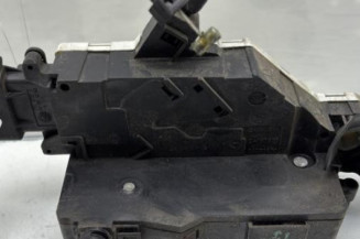 Serrure avant gauche PEUGEOT 207