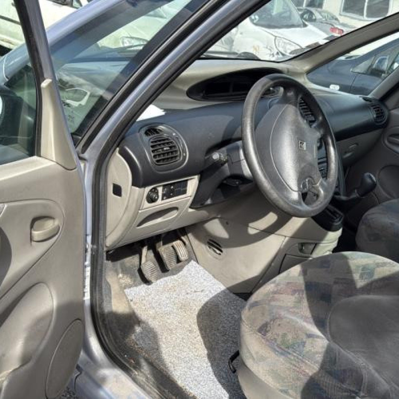 Feu arriere principal gauche (feux) CITROEN XSARA PICASSO Photo n°15