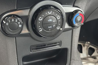 Retroviseur gauche FORD FIESTA 6