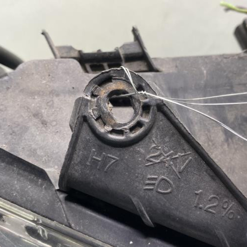 Optique avant principal droit (feux)(phare) PEUGEOT 206 Photo n°3