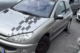 Serrure avant gauche PEUGEOT 206