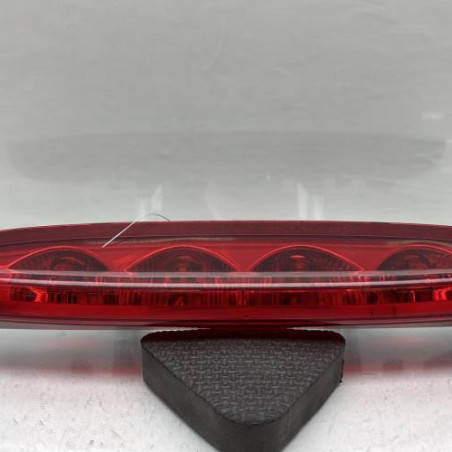 Feu arriere stop central PEUGEOT 208 1 Photo n°1
