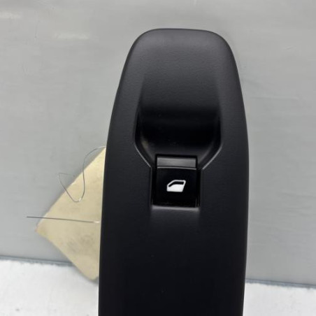 Interrupteur de leve vitre avant droit PEUGEOT 208 1