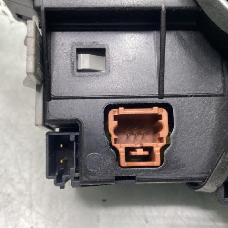 Com (Bloc Contacteur Tournant+Commodo Essuie Glace+Commodo Phare) PEUGEOT 206+ Photo n°7