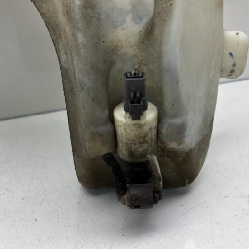 Vase de lave glace PEUGEOT 307 Photo n°2