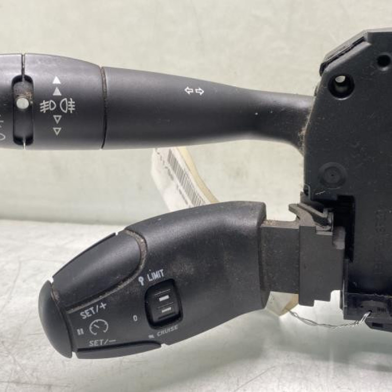 Com (Bloc Contacteur Tournant+Commodo Essuie Glace+Commodo Phare) CITROEN C3 1 Photo n°3