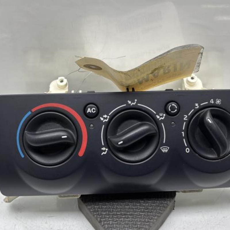 Commande chauffage RENAULT CLIO 2 Photo n°1
