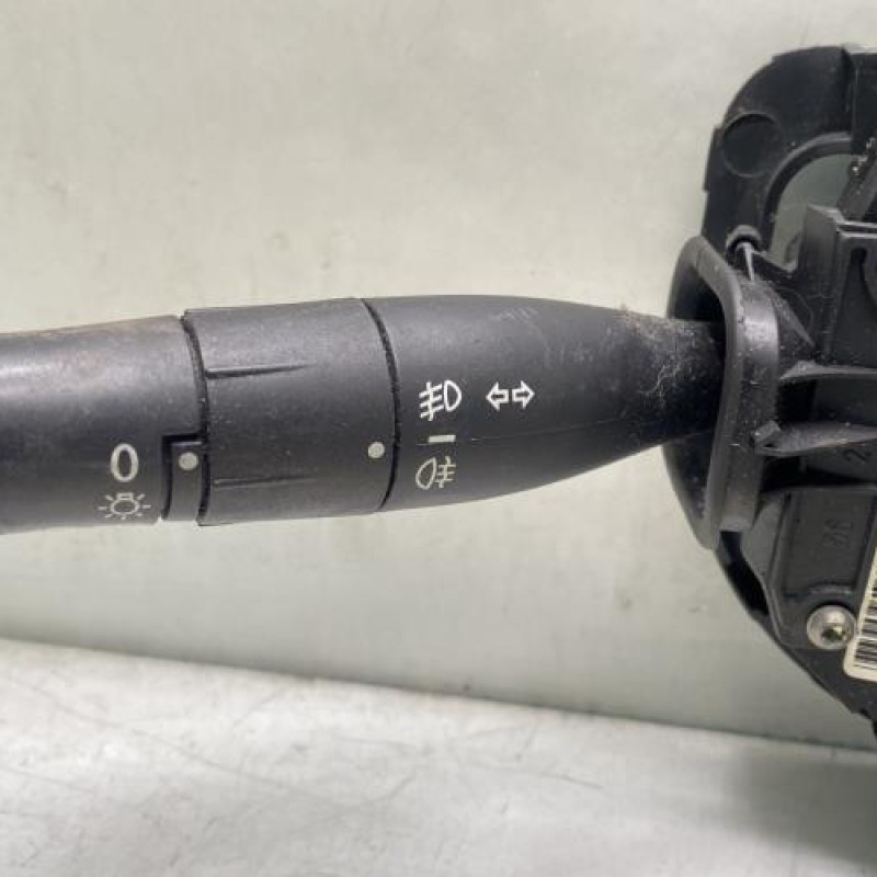 Com (Bloc Contacteur Tournant+Commodo Essuie Glace+Commodo Phare) RENAULT MEGANE 2 Photo n°3