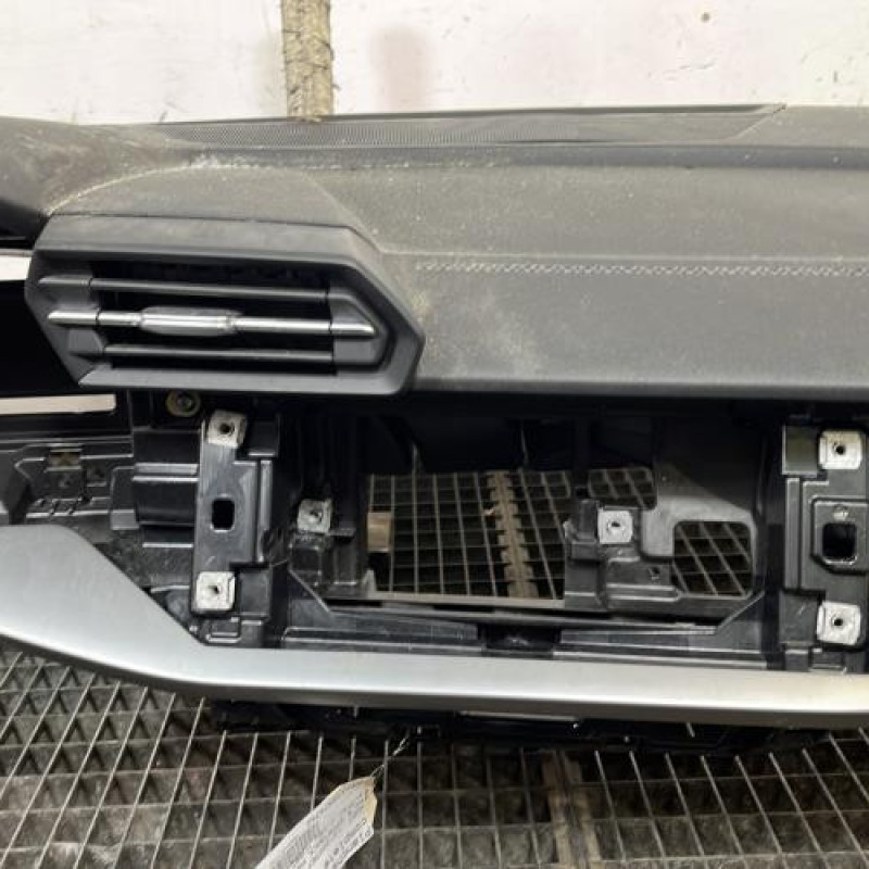 Planche de bord complete AUDI A3 4 Photo n°5