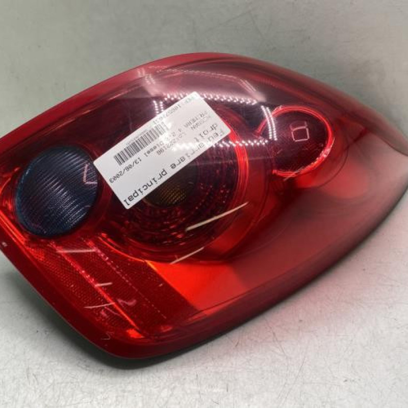 Feu arriere principal droit (feux) NISSAN PRIMERA 4 Photo n°1