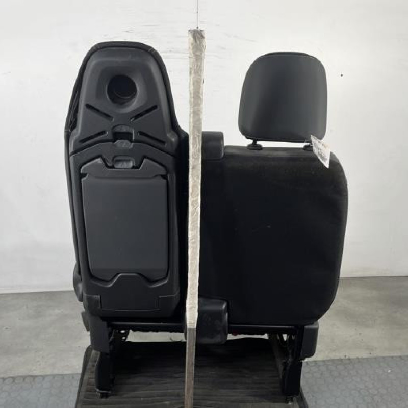 Siege avant droit (banquette double) RENAULT TRAFIC 3 COURT Photo n°5