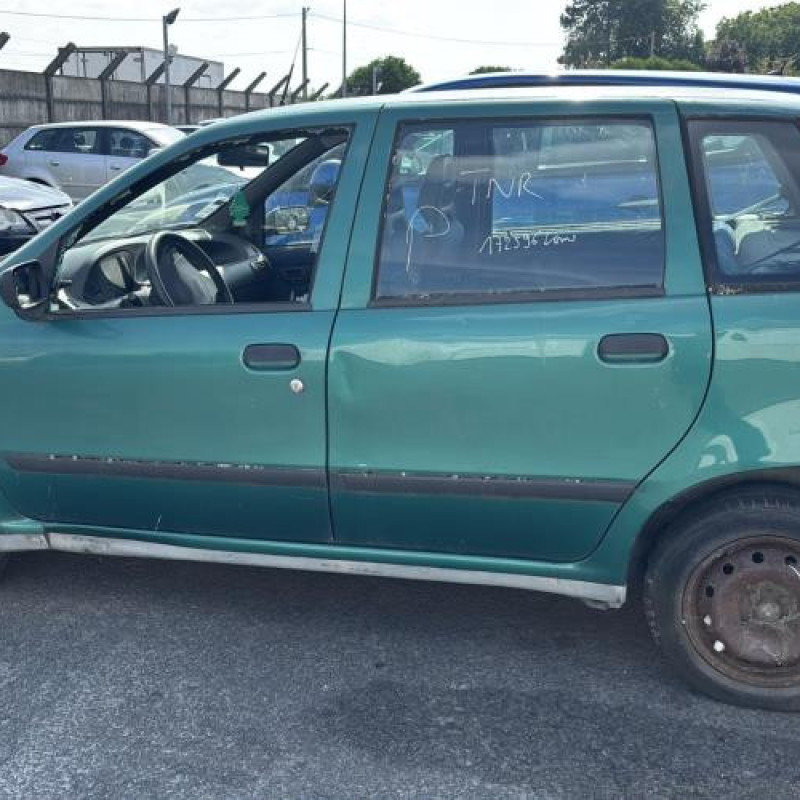 Retroviseur gauche FIAT PUNTO 1 Photo n°11