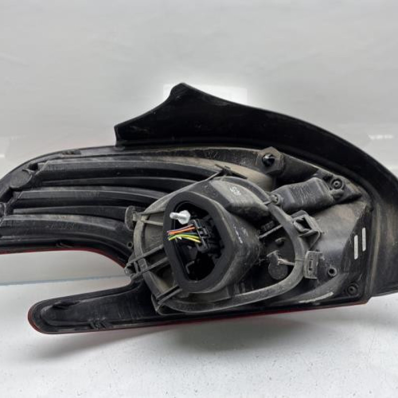 Feu arriere principal droit (feux) PEUGEOT 208 1 Photo n°5