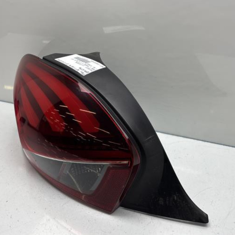 Feu arriere principal gauche (feux) PEUGEOT 208 1 Photo n°3