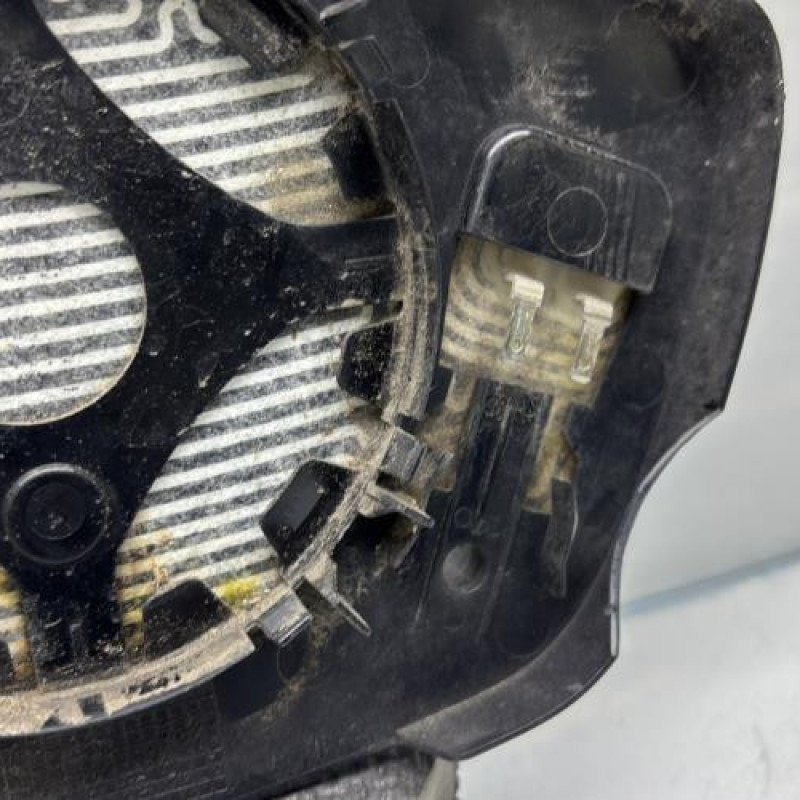 Glace retroviseur gauche PEUGEOT 208 1 Photo n°3