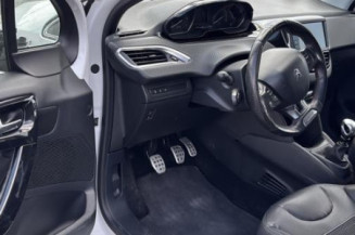 Glace retroviseur gauche PEUGEOT 208 1