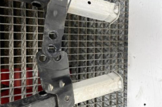 Tirant de pont arriere droit PEUGEOT 2008 2