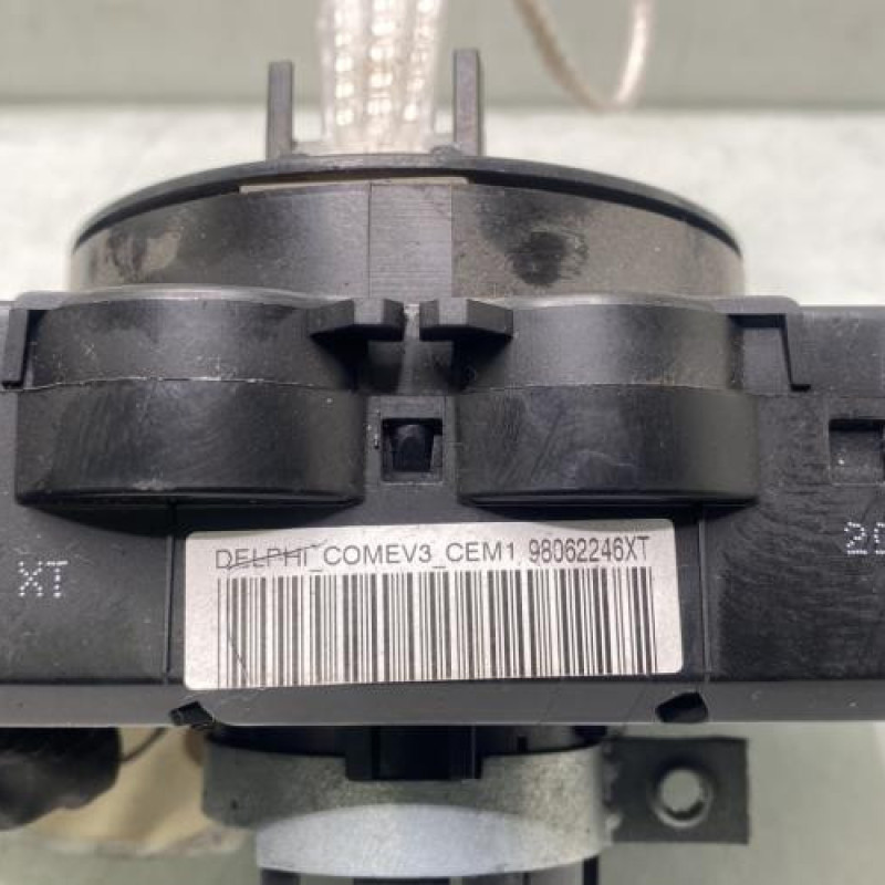 Com (Bloc Contacteur Tournant+Commodo Essuie Glace+Commodo Phare) PEUGEOT PARTNER 2 Photo n°8