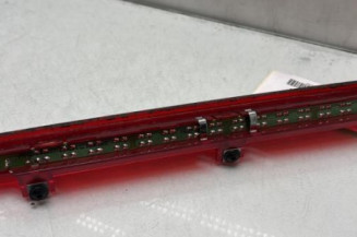 Feu arriere stop central VOLKSWAGEN TOURAN 1