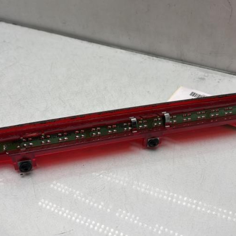 Feu arriere stop central VOLKSWAGEN TOURAN 1 Photo n°2