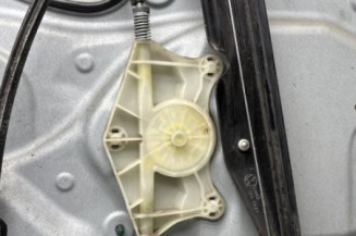 Leve vitre electrique avant droit VOLKSWAGEN TOURAN 1