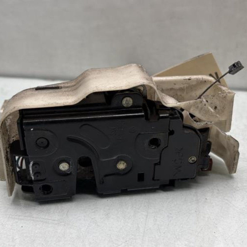 Serrure avant gauche VOLKSWAGEN TOURAN 1 Photo n°1