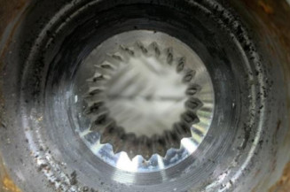 Pivot de moyeu avant droit OPEL CORSA E