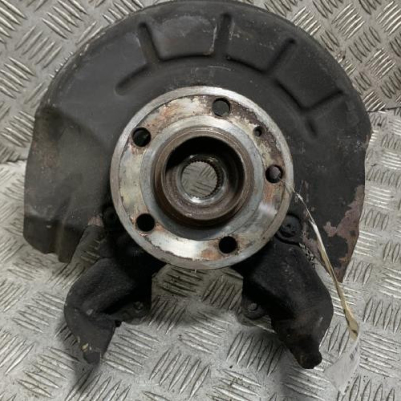 Pivot de moyeu avant gauche VOLKSWAGEN POLO 4 Photo n°1