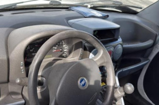 Retroviseur gauche FIAT DOBLO 2