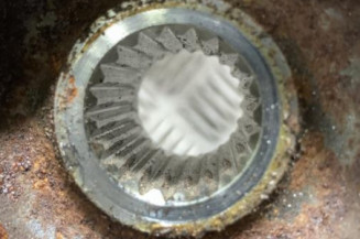 Pivot de moyeu avant droit PEUGEOT 208 1