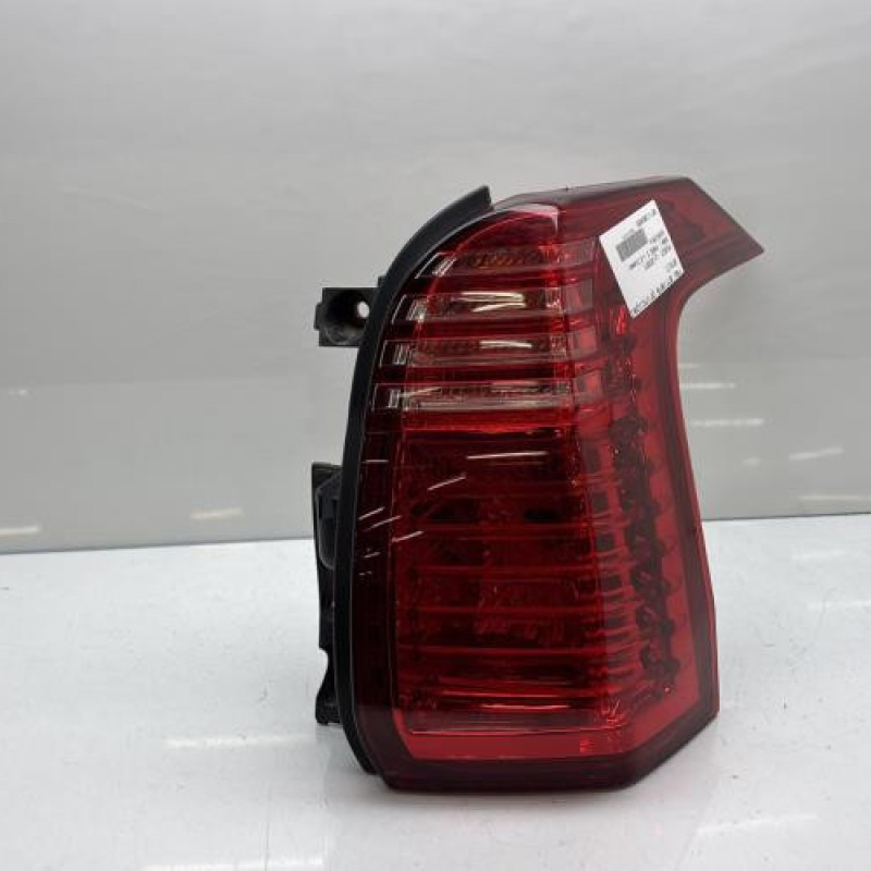 Feu arriere principal droit (feux) PEUGEOT 5008 1 Photo n°1