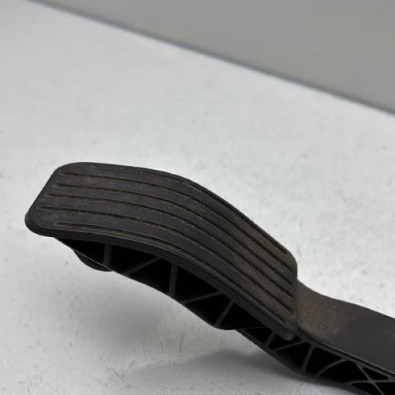 Pedale d'accelerateur PEUGEOT 207 Photo n°2