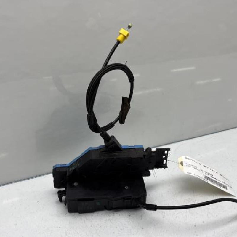 Serrure arriere droit PEUGEOT 207 Photo n°1