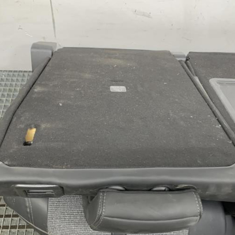 Siege arriere gauche PEUGEOT 3008 2 Photo n°1