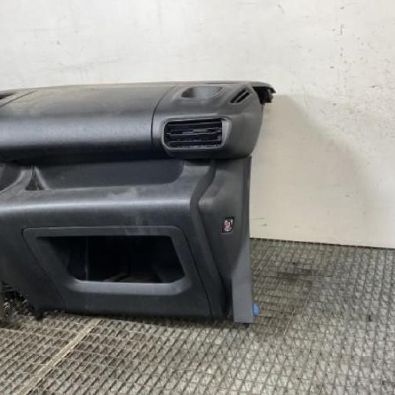 Planche de bord complete TOYOTA PROACE 3 CITY Photo n°3