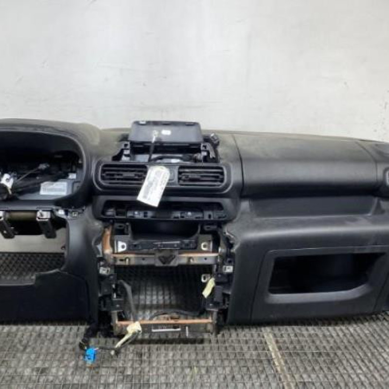 Planche de bord complete TOYOTA PROACE 3 CITY Photo n°16