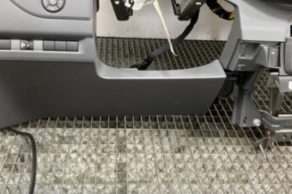 Planche de bord complete OPEL VIVARO 3