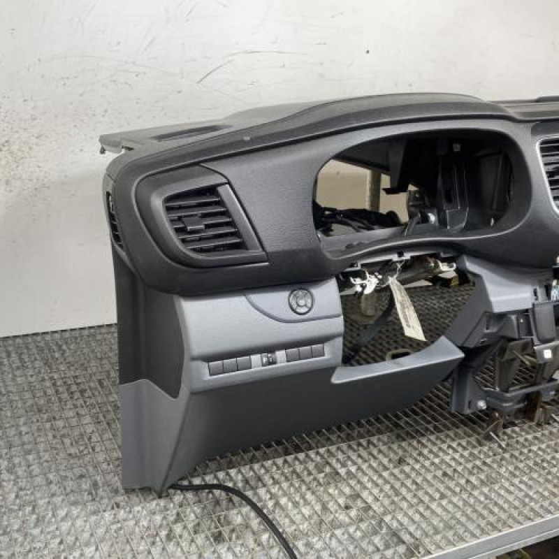 Planche de bord complete OPEL VIVARO 3 Photo n°10